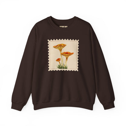 Vintage Floral Crewneck Sweatshirt, Cozy Fall Wear, Unisex Gift, Mushroom Art Apparel, Nature Lover Outfit, Comfy Mushroom Crewneck, Vintage Style