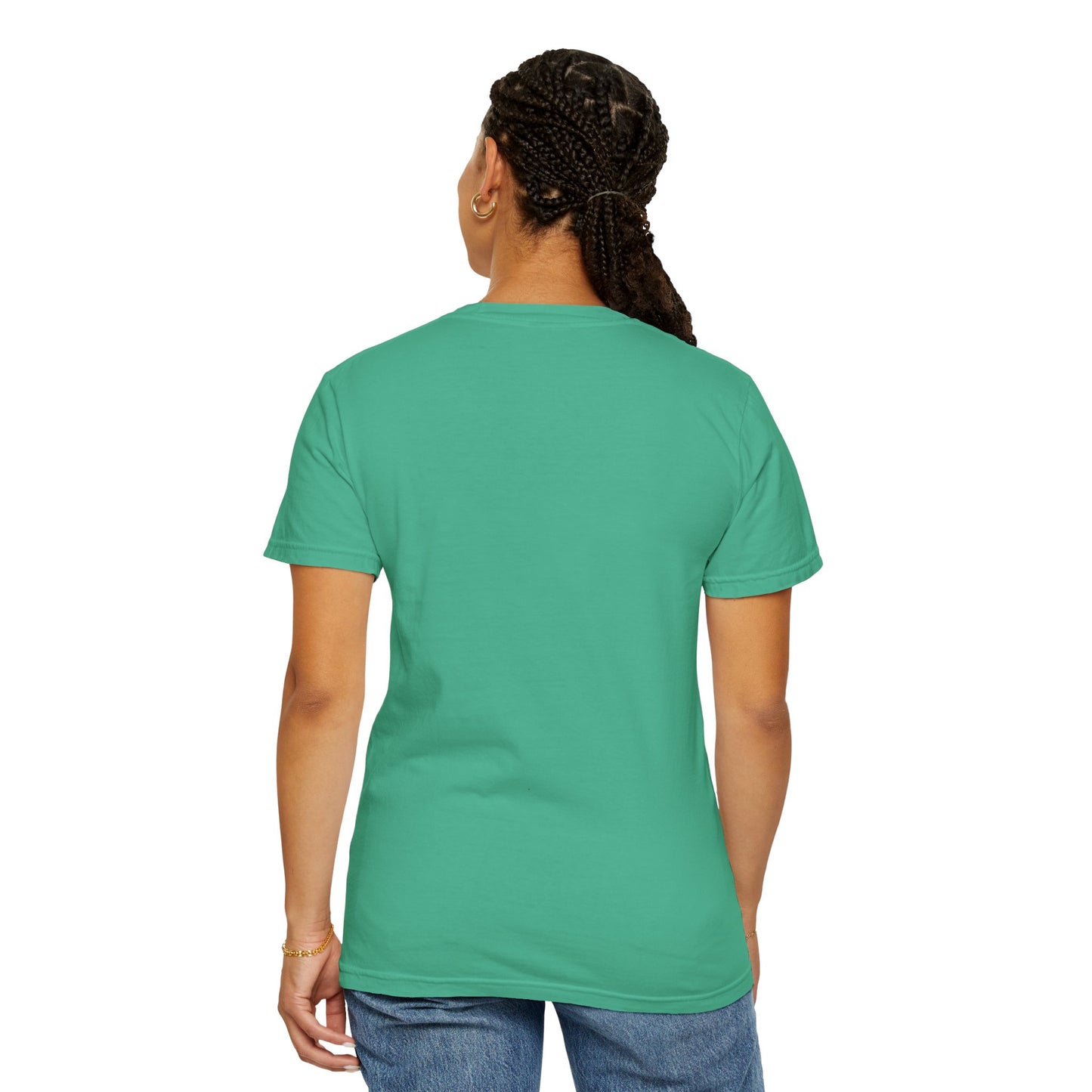 Vibrant Chameleon T-Shirt | Eco-friendly Fashion Tee, Unisex Graphic Tee, Animal Lover Shirt, Gift for Nature Enthusiasts