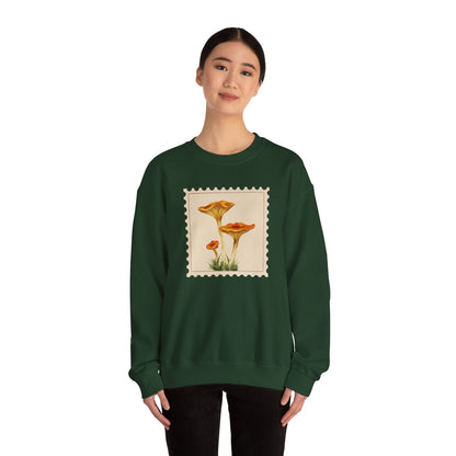Vintage Floral Crewneck Sweatshirt, Cozy Fall Wear, Unisex Gift, Mushroom Art Apparel, Nature Lover Outfit, Comfy Mushroom Crewneck, Vintage Style