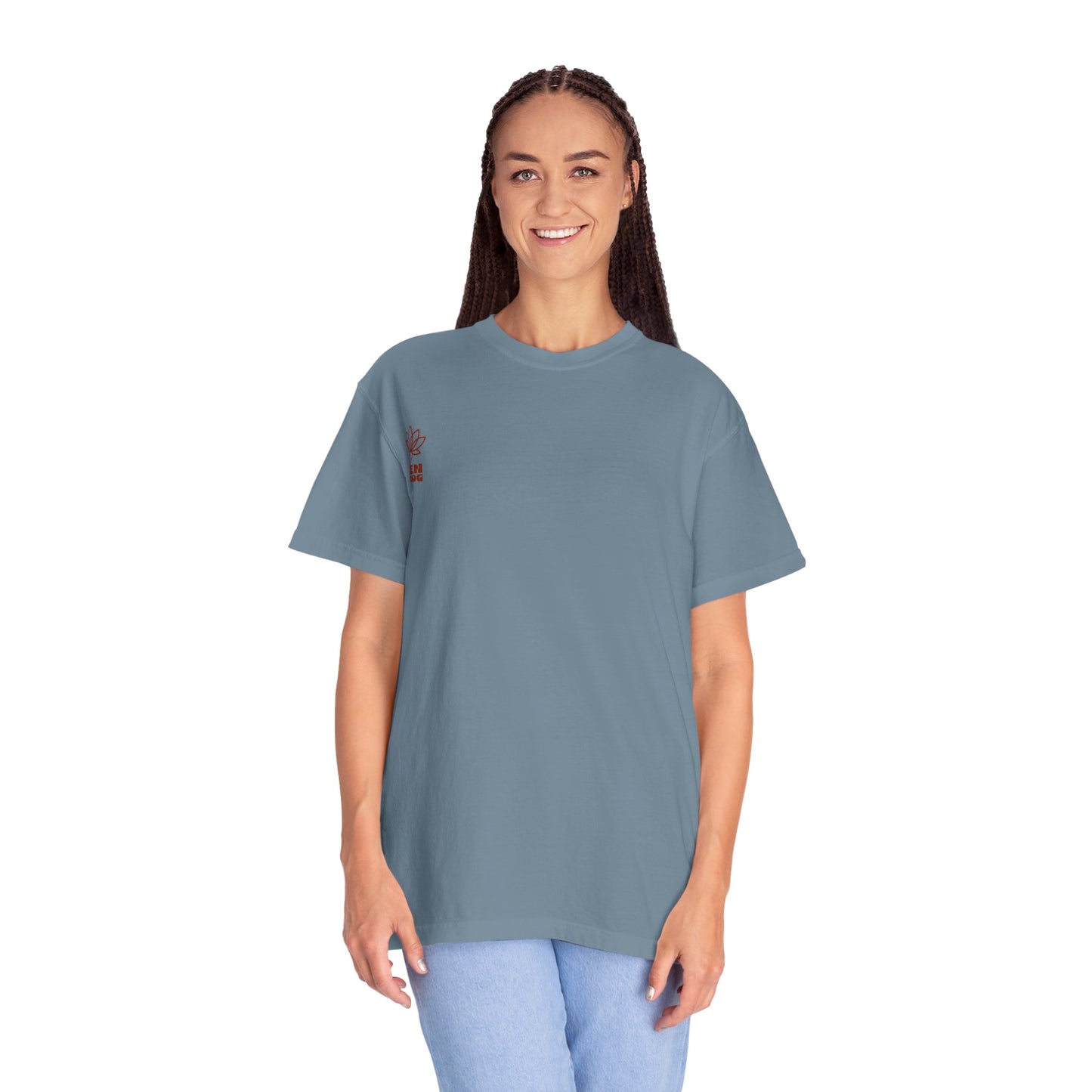 Vibrant Giraffe Graphic Tee, Unisex T-shirt, Gift for Animal Lovers, Casual Wear, Nature-Themed Apparel, Unique Graphic Shirt