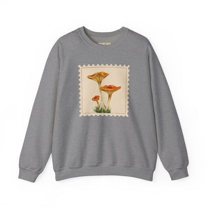 Vintage Floral Crewneck Sweatshirt, Cozy Fall Wear, Unisex Gift, Mushroom Art Apparel, Nature Lover Outfit, Comfy Mushroom Crewneck, Vintage Style