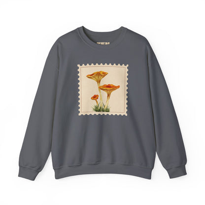 Vintage Floral Crewneck Sweatshirt, Cozy Fall Wear, Unisex Gift, Mushroom Art Apparel, Nature Lover Outfit, Comfy Mushroom Crewneck, Vintage Style