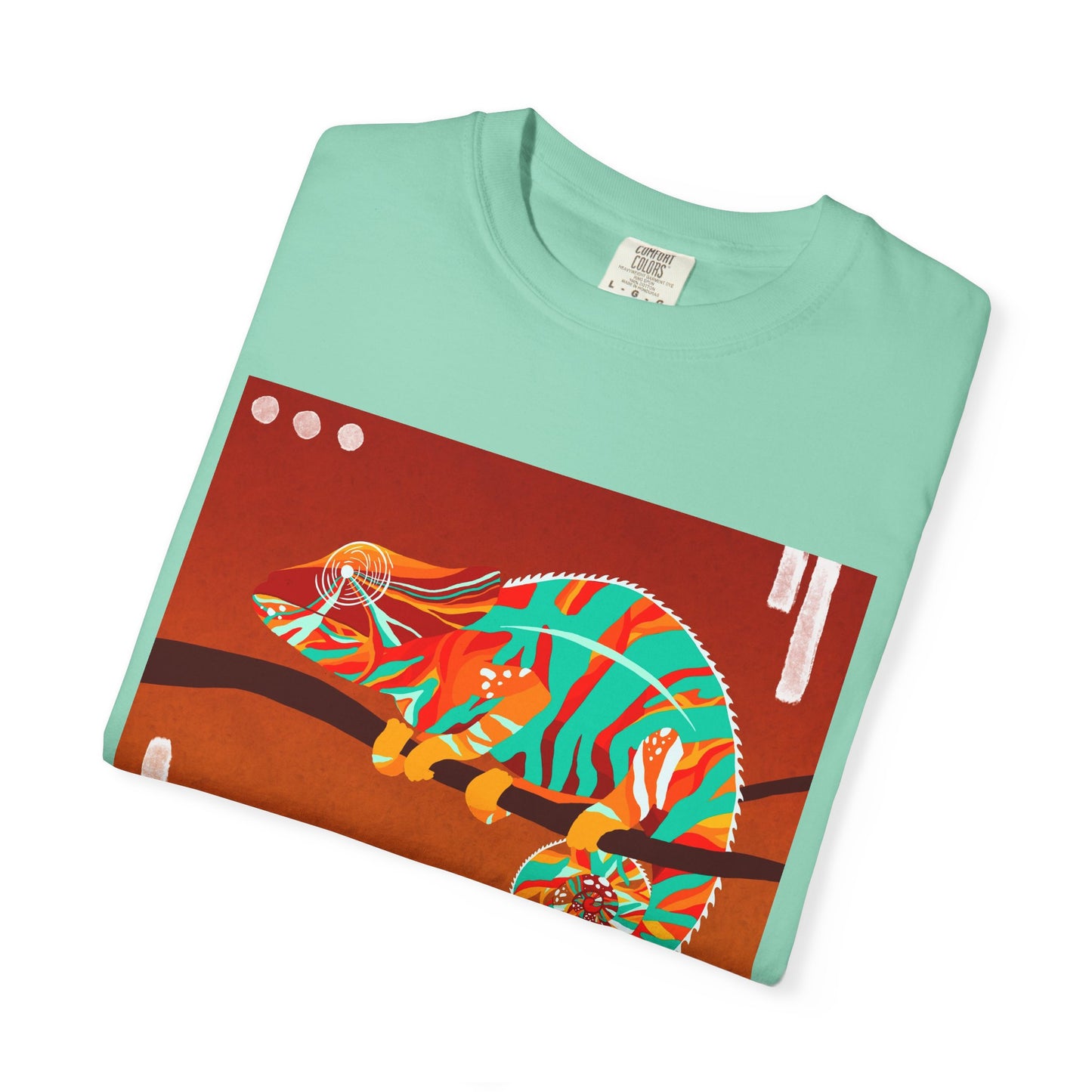 Vibrant Chameleon T-Shirt | Eco-friendly Fashion Tee, Unisex Graphic Tee, Animal Lover Shirt, Gift for Nature Enthusiasts