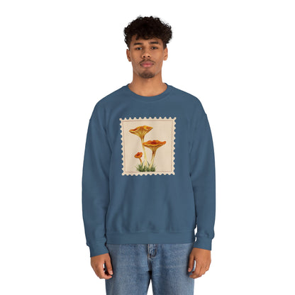 Vintage Floral Crewneck Sweatshirt, Cozy Fall Wear, Unisex Gift, Mushroom Art Apparel, Nature Lover Outfit, Comfy Mushroom Crewneck, Vintage Style