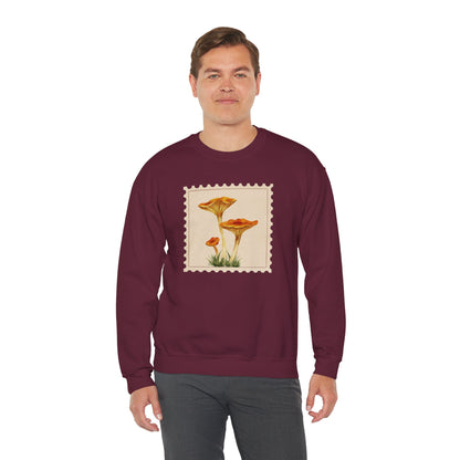 Vintage Floral Crewneck Sweatshirt, Cozy Fall Wear, Unisex Gift, Mushroom Art Apparel, Nature Lover Outfit, Comfy Mushroom Crewneck, Vintage Style
