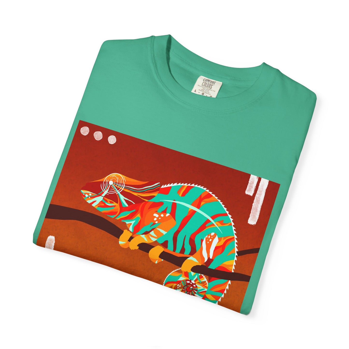 Vibrant Chameleon T-Shirt | Eco-friendly Fashion Tee, Unisex Graphic Tee, Animal Lover Shirt, Gift for Nature Enthusiasts
