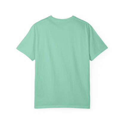 Vibrant Chameleon T-Shirt | Eco-friendly Fashion Tee, Unisex Graphic Tee, Animal Lover Shirt, Gift for Nature Enthusiasts