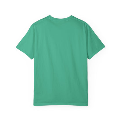 Vibrant Chameleon T-Shirt | Eco-friendly Fashion Tee, Unisex Graphic Tee, Animal Lover Shirt, Gift for Nature Enthusiasts