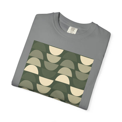 Stylish Unisex Garment-Dyed T-Shirt with Abstract Wave Design, Casual Wear, Graphic Tee, Unique Fashion, Gift for Him/Her