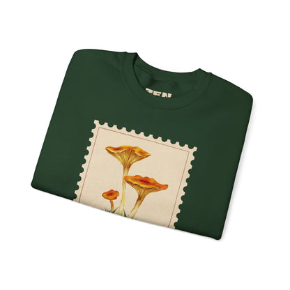 Vintage Floral Crewneck Sweatshirt, Cozy Fall Wear, Unisex Gift, Mushroom Art Apparel, Nature Lover Outfit, Comfy Mushroom Crewneck, Vintage Style