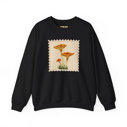 Vintage Floral Crewneck Sweatshirt, Cozy Fall Wear, Unisex Gift, Mushroom Art Apparel, Nature Lover Outfit, Comfy Mushroom Crewneck, Vintage Style
