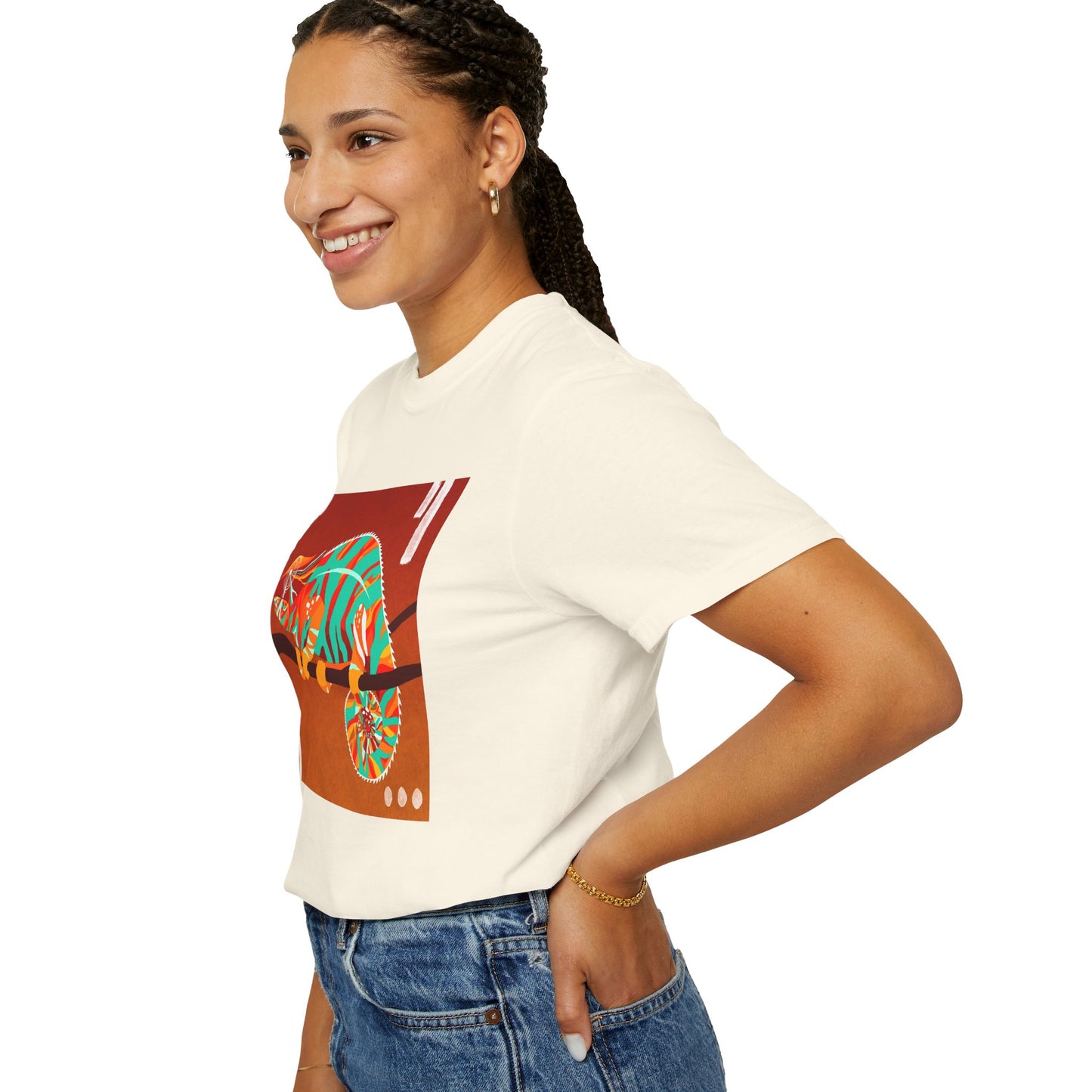 Vibrant Chameleon T-Shirt | Eco-friendly Fashion Tee, Unisex Graphic Tee, Animal Lover Shirt, Gift for Nature Enthusiasts