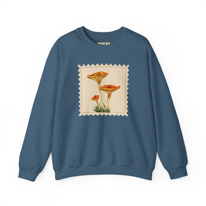 Vintage Floral Crewneck Sweatshirt, Cozy Fall Wear, Unisex Gift, Mushroom Art Apparel, Nature Lover Outfit, Comfy Mushroom Crewneck, Vintage Style