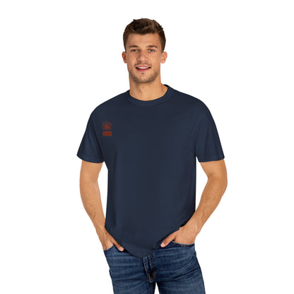 Vibrant Giraffe Graphic Tee, Unisex T-shirt, Gift for Animal Lovers, Casual Wear, Nature-Themed Apparel, Unique Graphic Shirt