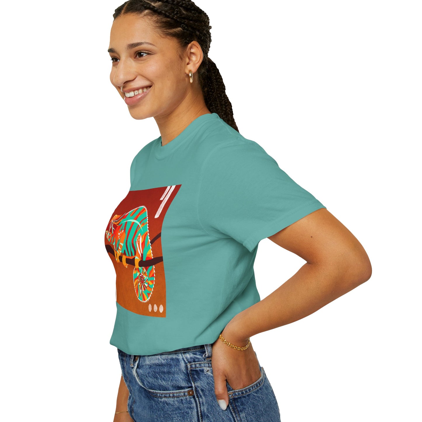Vibrant Chameleon T-Shirt | Eco-friendly Fashion Tee, Unisex Graphic Tee, Animal Lover Shirt, Gift for Nature Enthusiasts