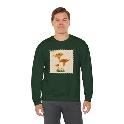Vintage Floral Crewneck Sweatshirt, Cozy Fall Wear, Unisex Gift, Mushroom Art Apparel, Nature Lover Outfit, Comfy Mushroom Crewneck, Vintage Style