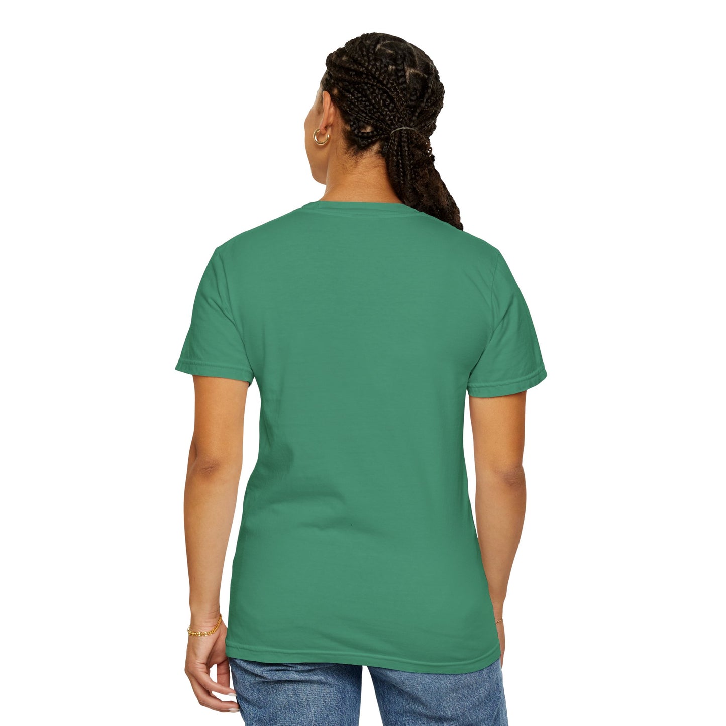 Vibrant Chameleon T-Shirt | Eco-friendly Fashion Tee, Unisex Graphic Tee, Animal Lover Shirt, Gift for Nature Enthusiasts