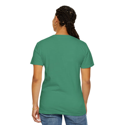 Vibrant Chameleon T-Shirt | Eco-friendly Fashion Tee, Unisex Graphic Tee, Animal Lover Shirt, Gift for Nature Enthusiasts