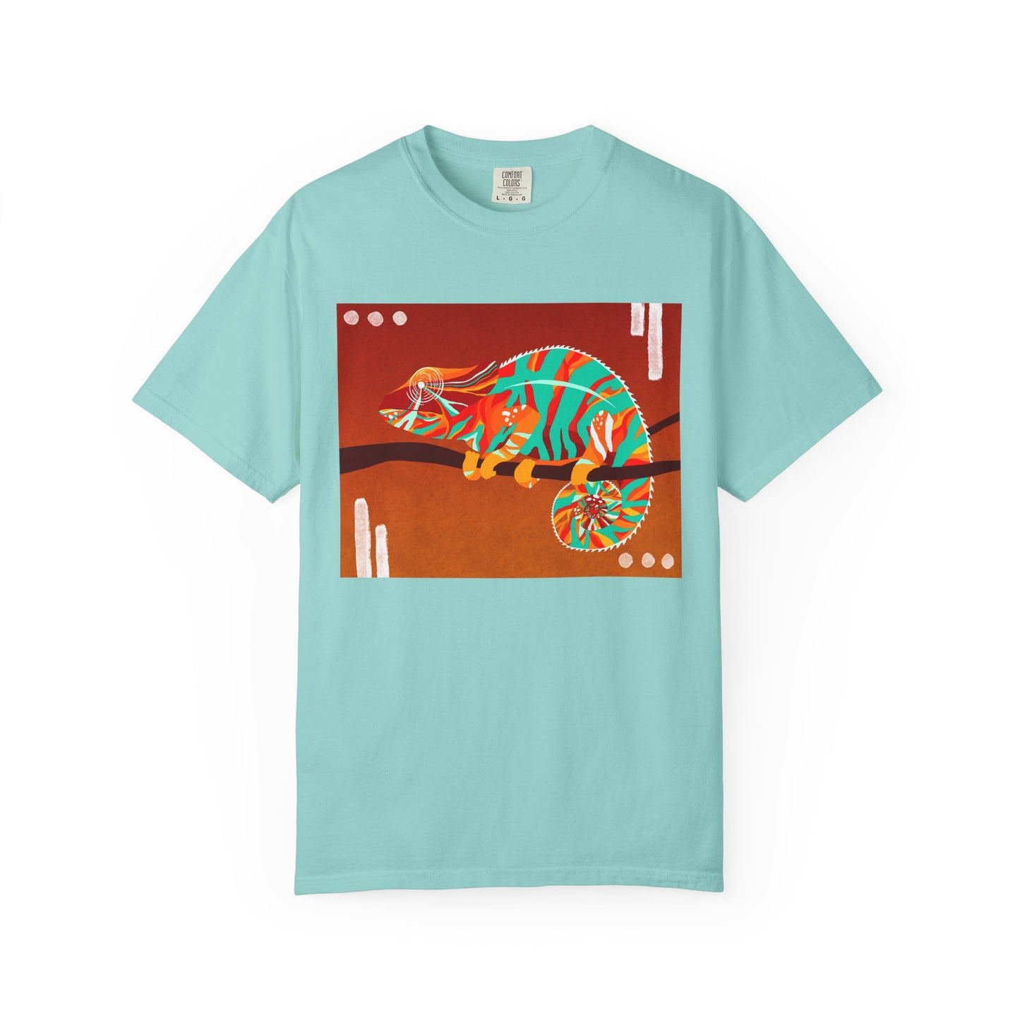 Vibrant Chameleon T-Shirt | Eco-friendly Fashion Tee, Unisex Graphic Tee, Animal Lover Shirt, Gift for Nature Enthusiasts